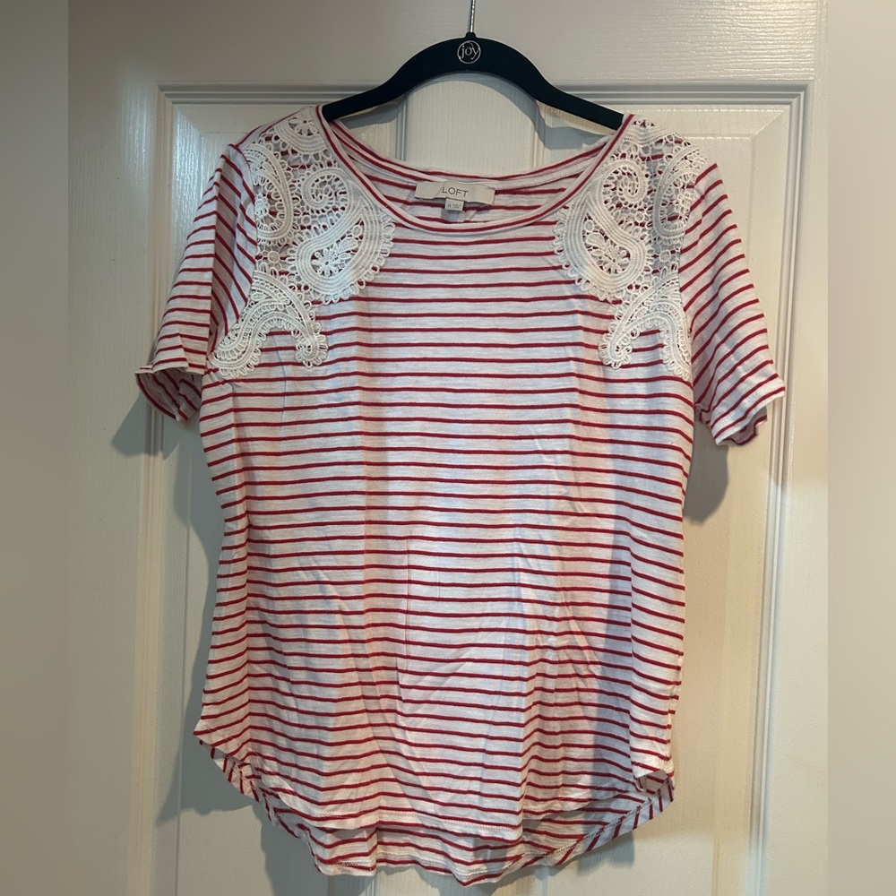 Loft Fashion Red and White Relaxed Embellished Tee